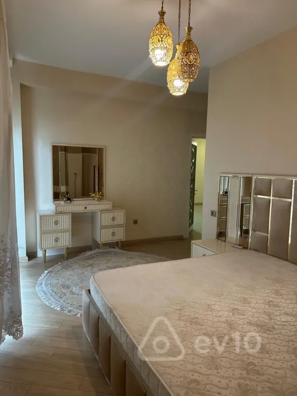 Kirayə verilir 3 otaqlı yeni tikili 110 m²