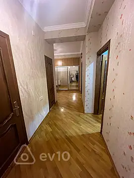 Satılır 2 otaqlı yeni tikili 90 m²