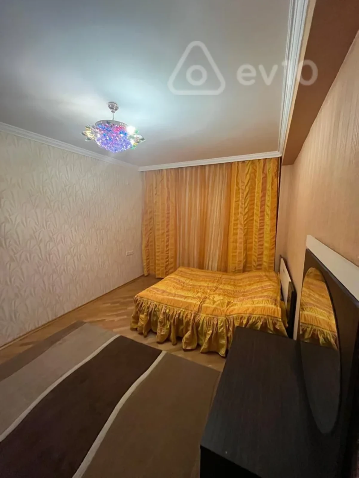 Satılır 2 otaqlı yeni tikili 90 m²