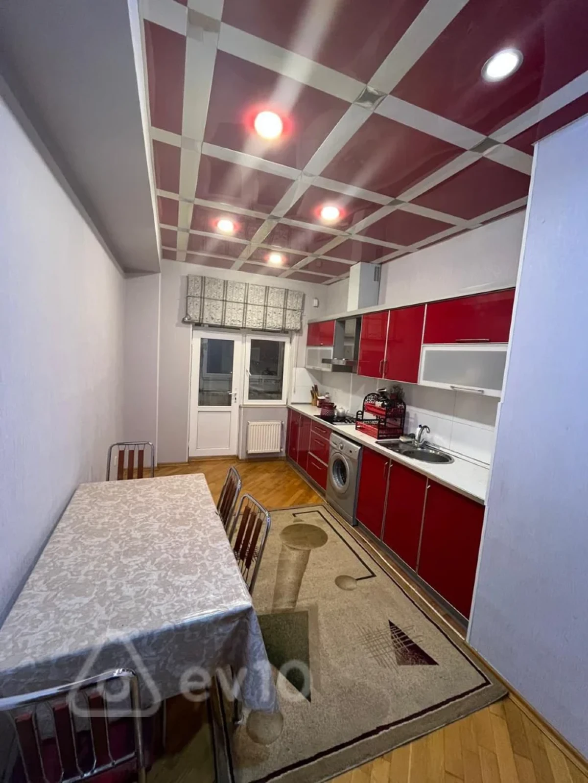 Satılır 2 otaqlı yeni tikili 90 m²