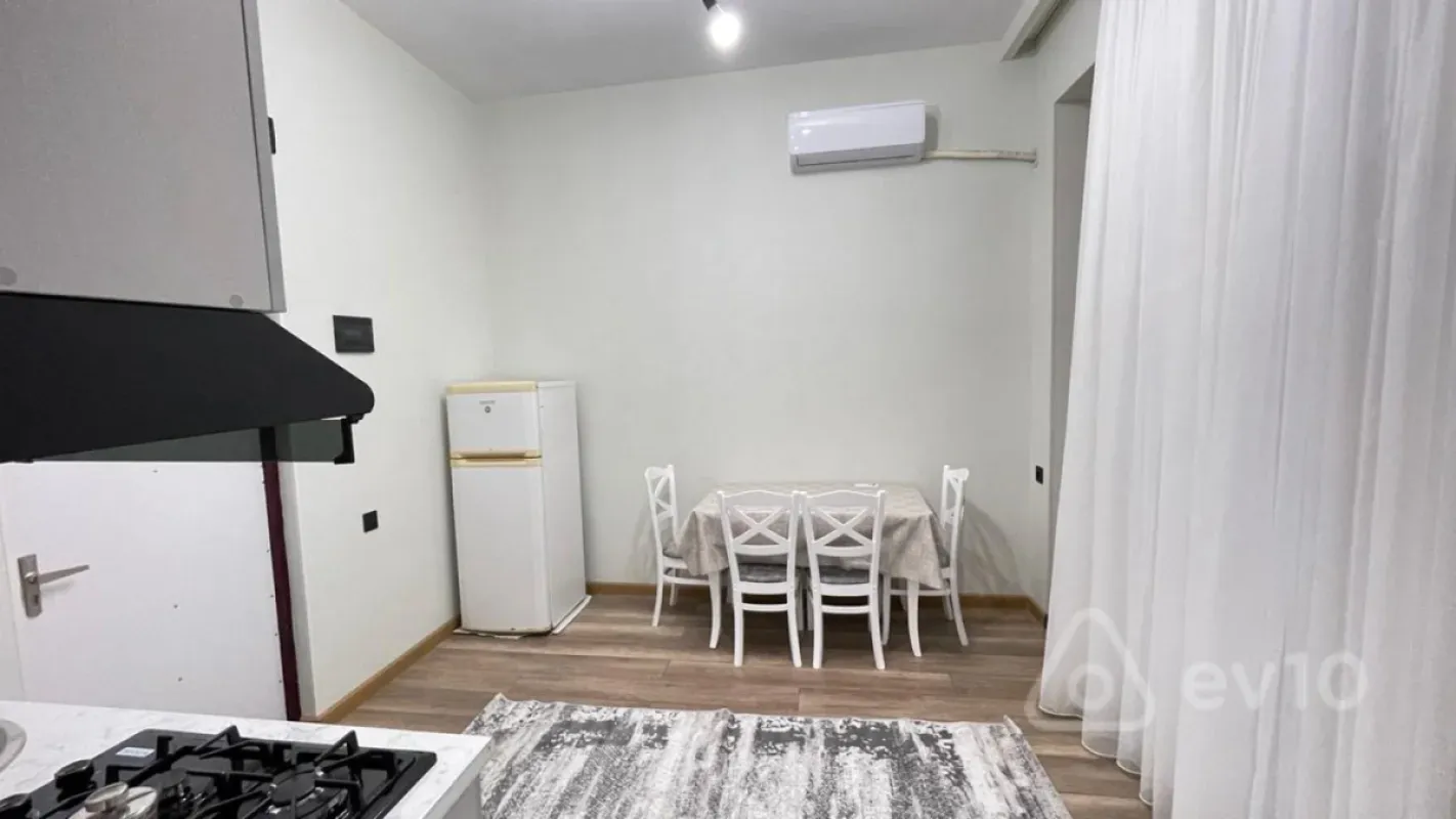 Kirayə verilir 1 otaqlı köhnə tikili 35 m²