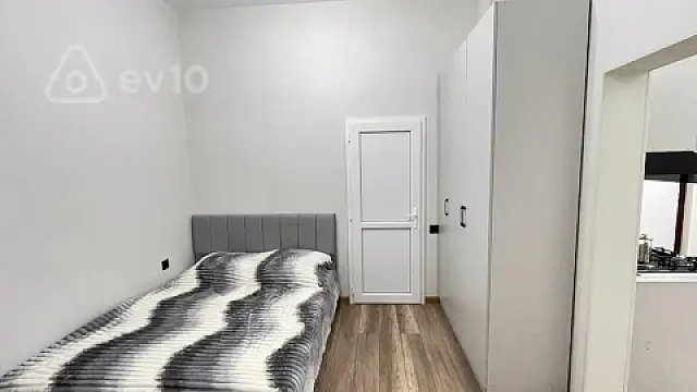 Kirayə verilir 1 otaqlı köhnə tikili 35 m²