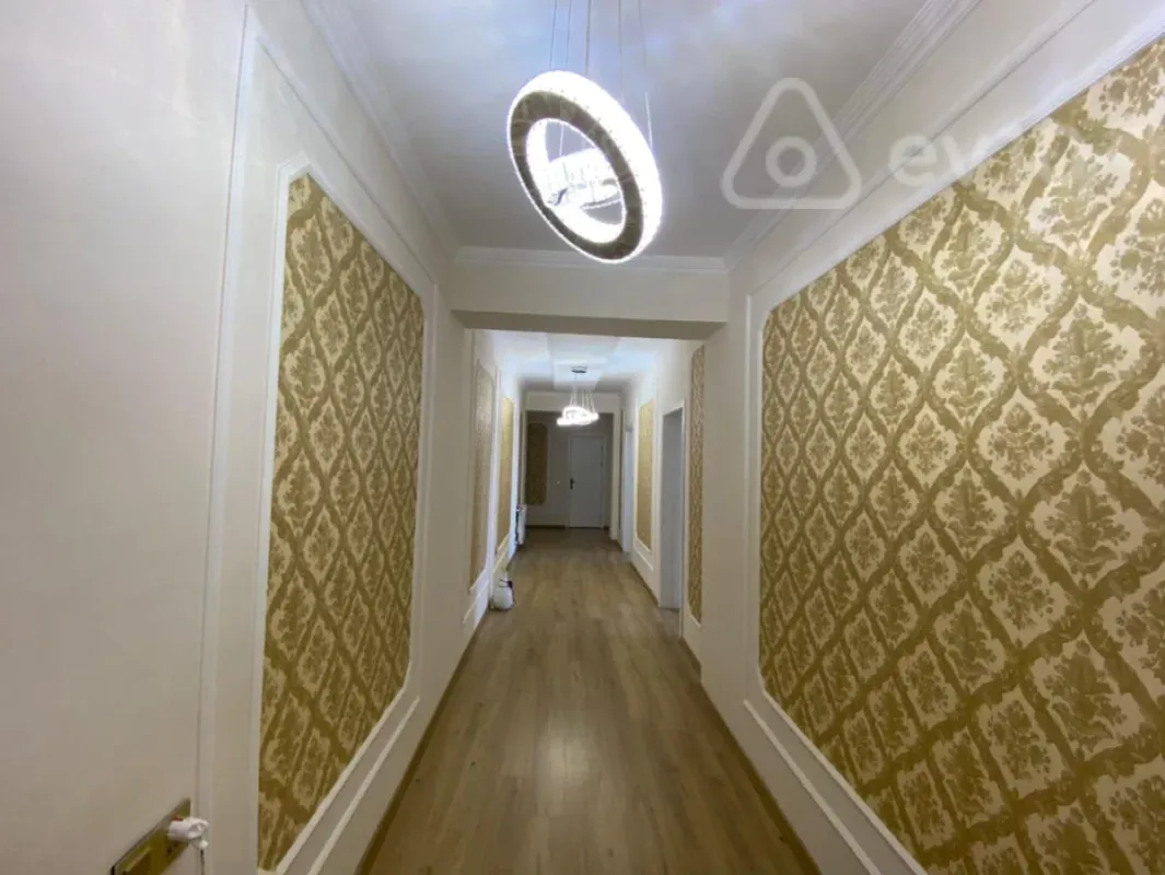 Satılır 3 otaqlı yeni tikili 119 m²