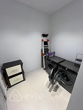 Kirayə verilir 2 otaqlı yeni tikili 82 m²