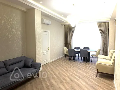Kirayə verilir 3 otaqlı yeni tikili 105 m²