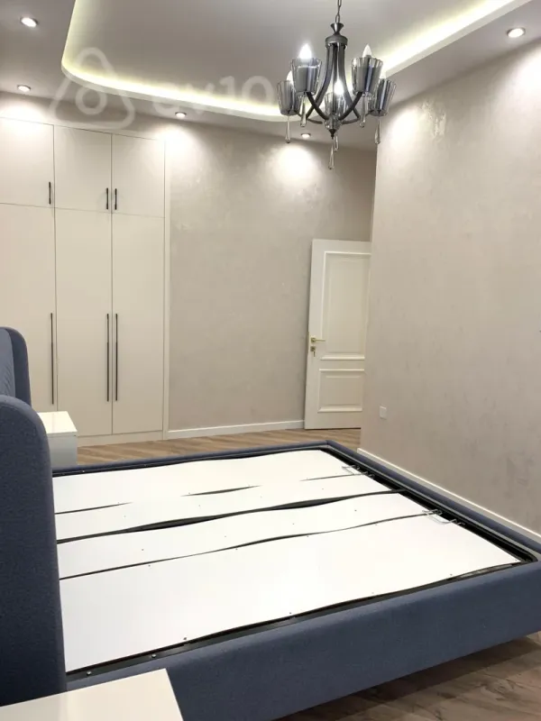 Kirayə verilir 3 otaqlı yeni tikili 105 m²