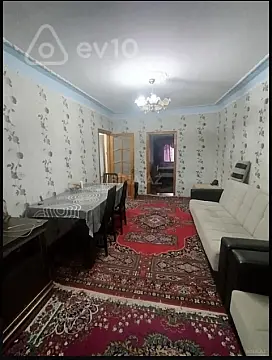 Satılır 3 otaqlı köhnə tikili 70 m²
