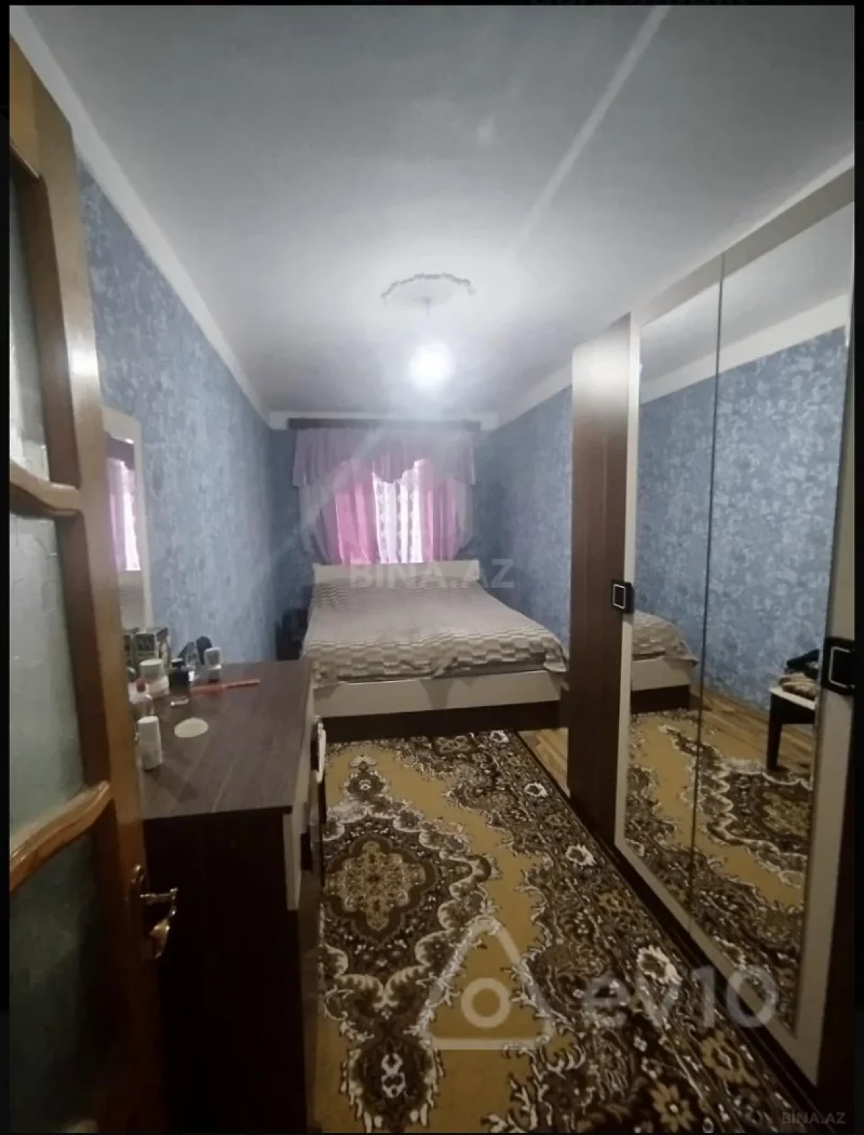 Satılır 3 otaqlı köhnə tikili 70 m²