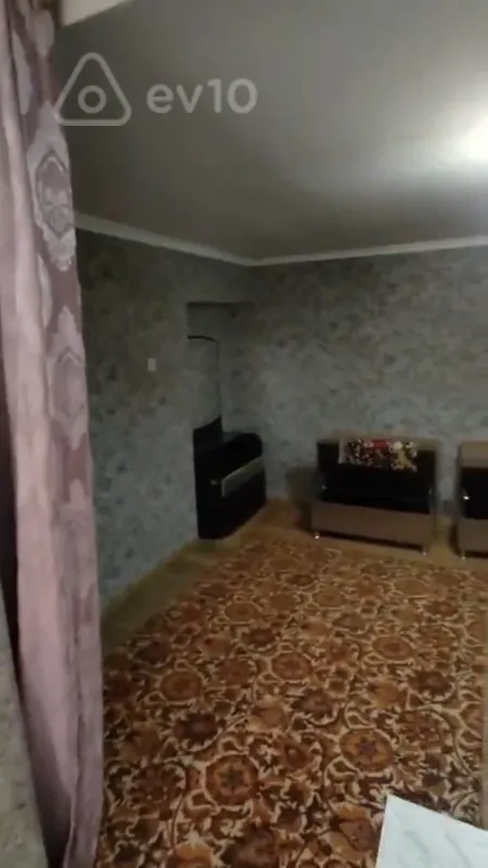 Kirayə verilir 1 otaqlı həyət evi 44 m²