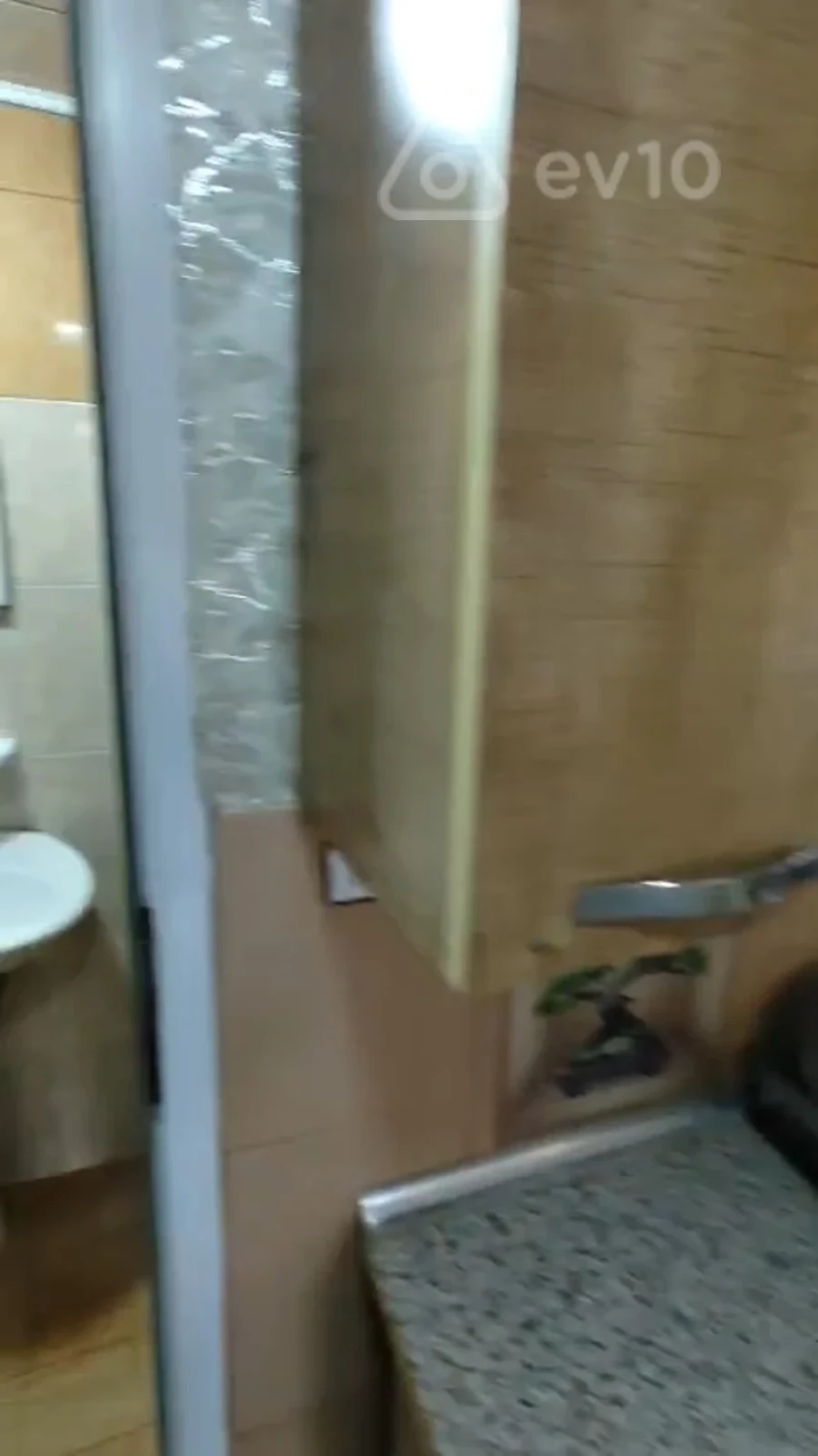 Kirayə verilir 1 otaqlı həyət evi 44 m²