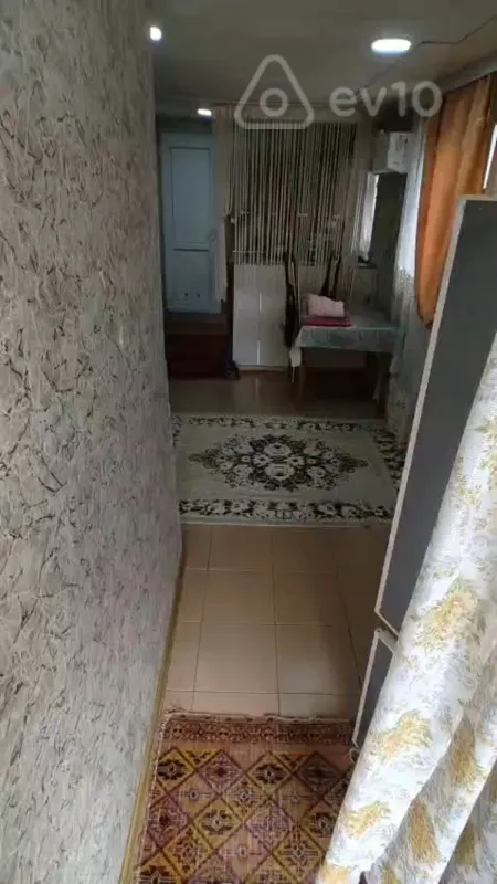 Kirayə verilir 1 otaqlı həyət evi 44 m²