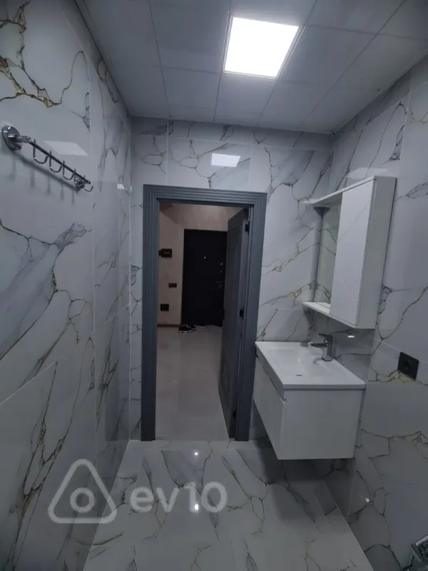 Kirayə verilir 2 otaqlı yeni tikili 70 m²