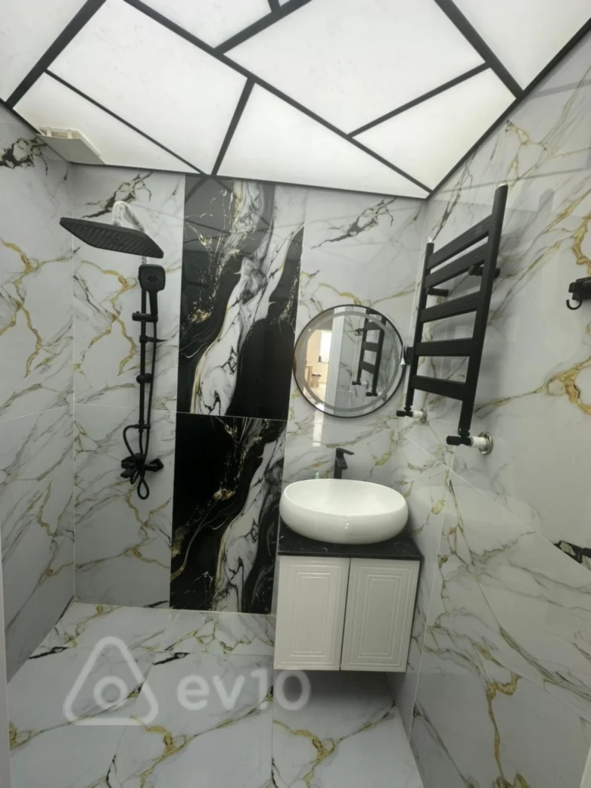 Satılır 3 otaqlı yeni tikili 92 m²