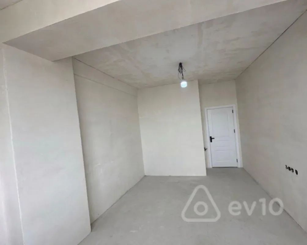 Satılır 3 otaqlı yeni tikili 92 m²