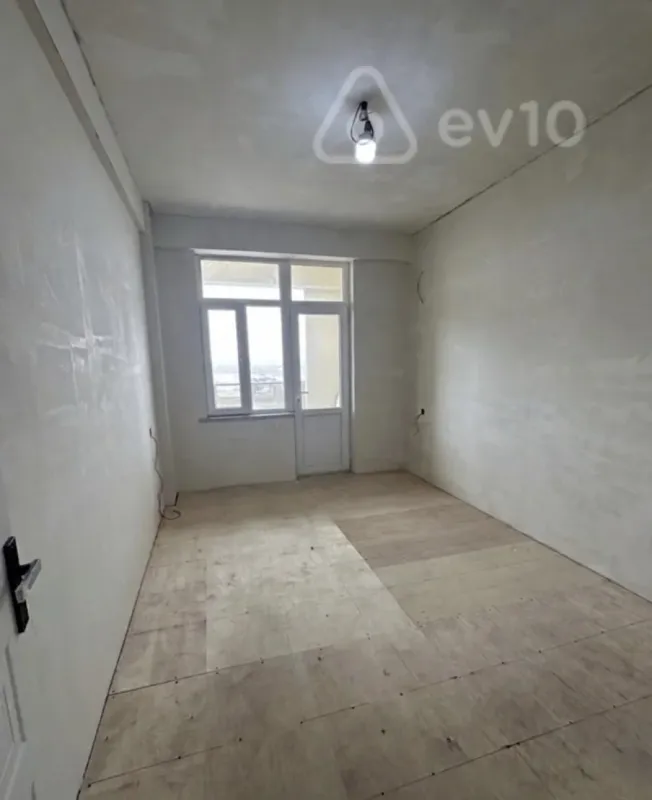 Satılır 3 otaqlı yeni tikili 92 m²