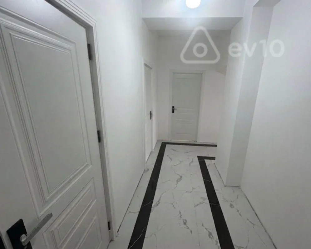 Satılır 3 otaqlı yeni tikili 92 m²