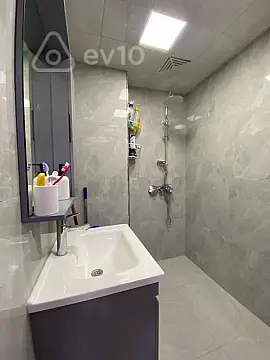 Satılır 3 otaqlı yeni tikili 85 m²