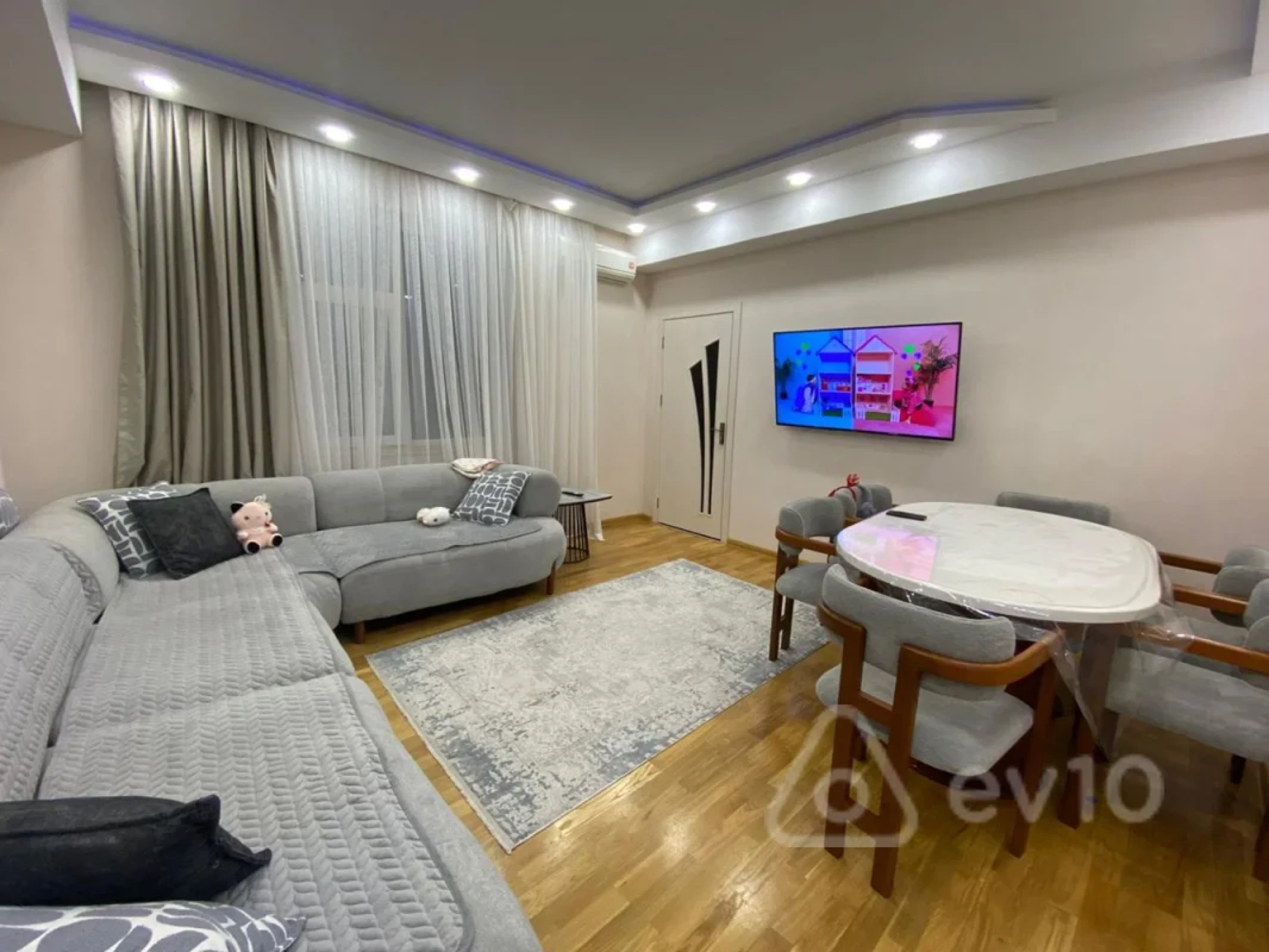 Satılır 3 otaqlı yeni tikili 85 m²