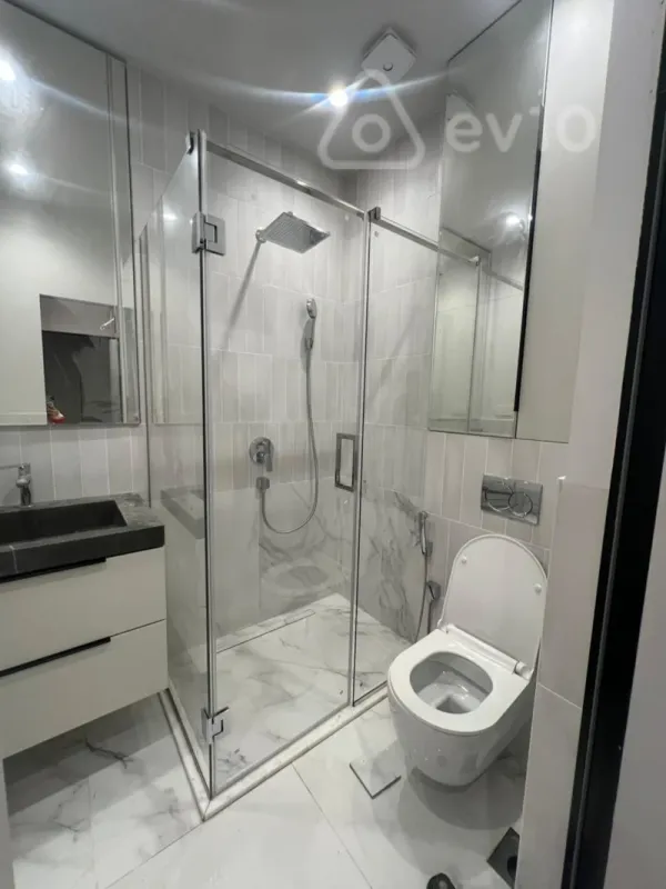 Satılır 3 otaqlı yeni tikili 110 m²