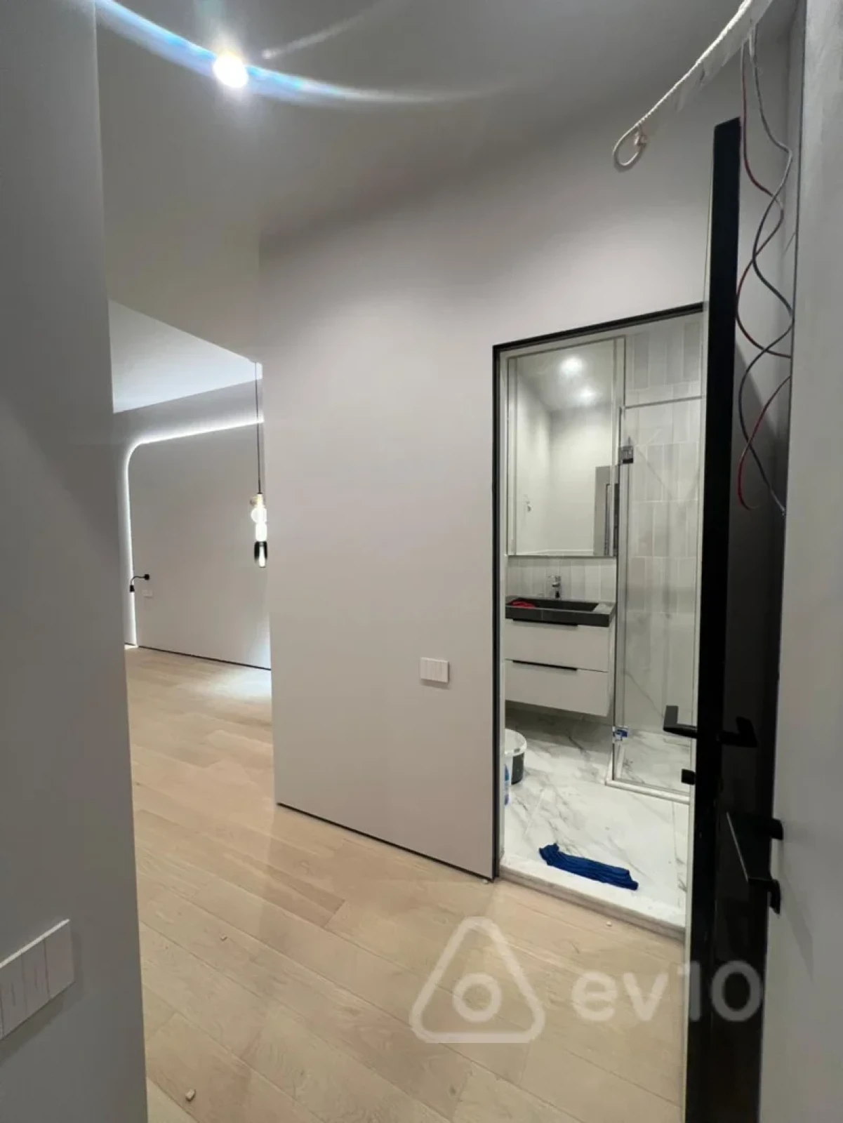 Satılır 3 otaqlı yeni tikili 110 m²