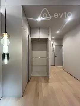 Satılır 3 otaqlı yeni tikili 110 m²