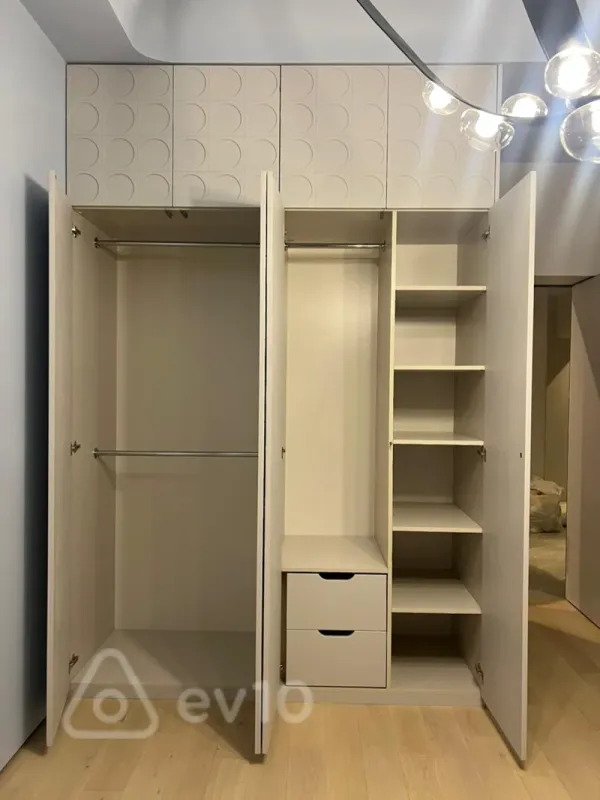 Satılır 3 otaqlı yeni tikili 110 m²