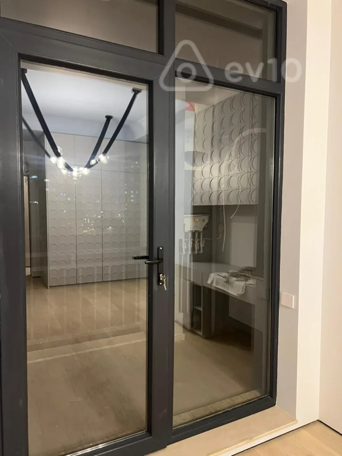 Satılır 3 otaqlı yeni tikili 110 m²