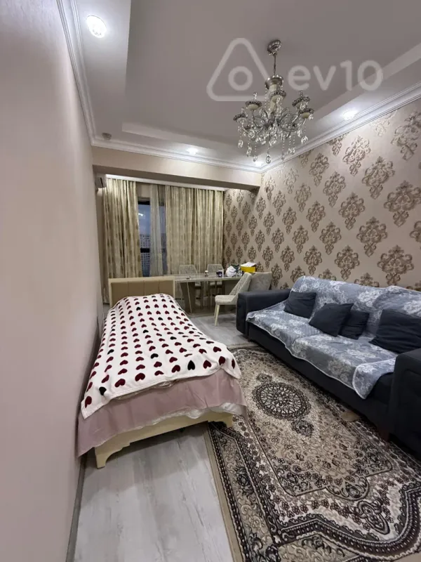 Kirayə verilir 2 otaqlı yeni tikili 75 m²
