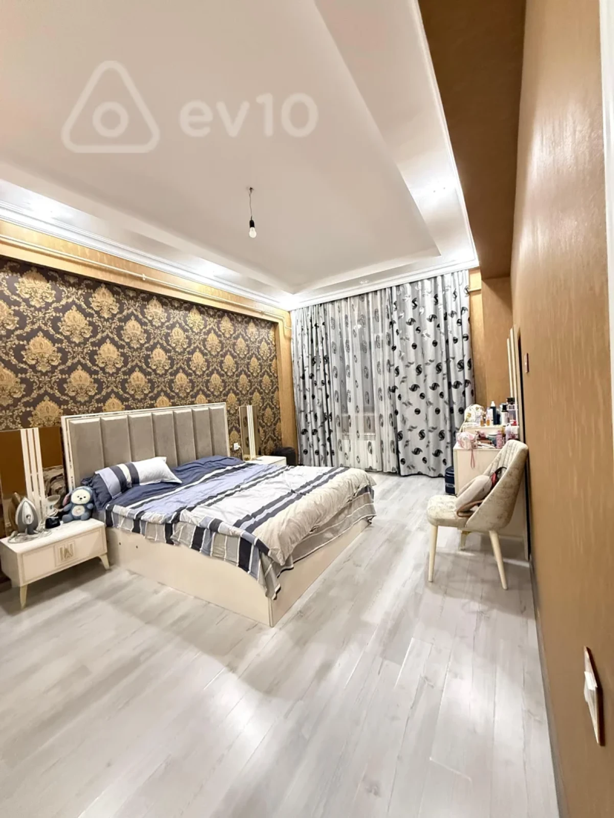 Kirayə verilir 2 otaqlı yeni tikili 75 m²
