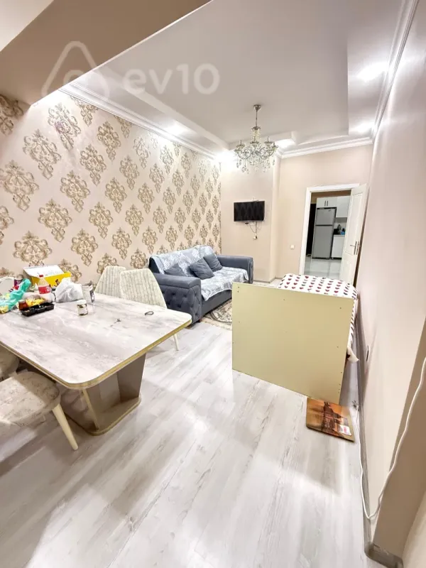Kirayə verilir 2 otaqlı yeni tikili 75 m²