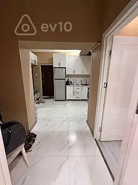 Kirayə verilir 2 otaqlı yeni tikili 75 m²