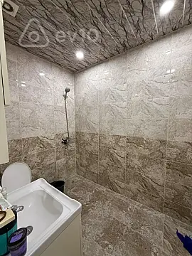 Kirayə verilir 2 otaqlı yeni tikili 75 m²
