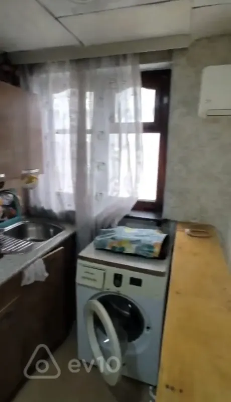 Kirayə verilir 1 otaqlı həyət evi 40 m²