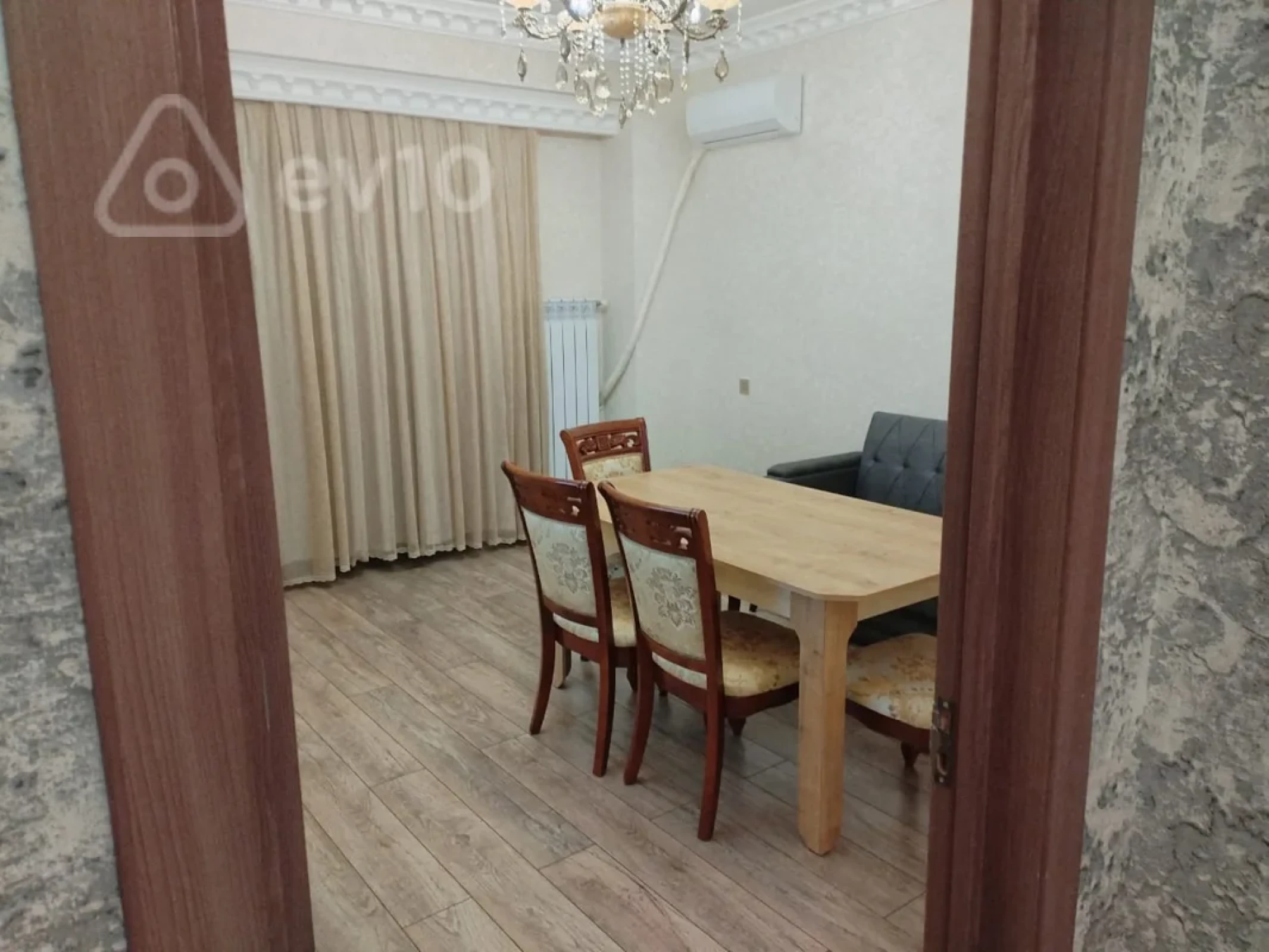Kirayə verilir 2 otaqlı yeni tikili 64 m²