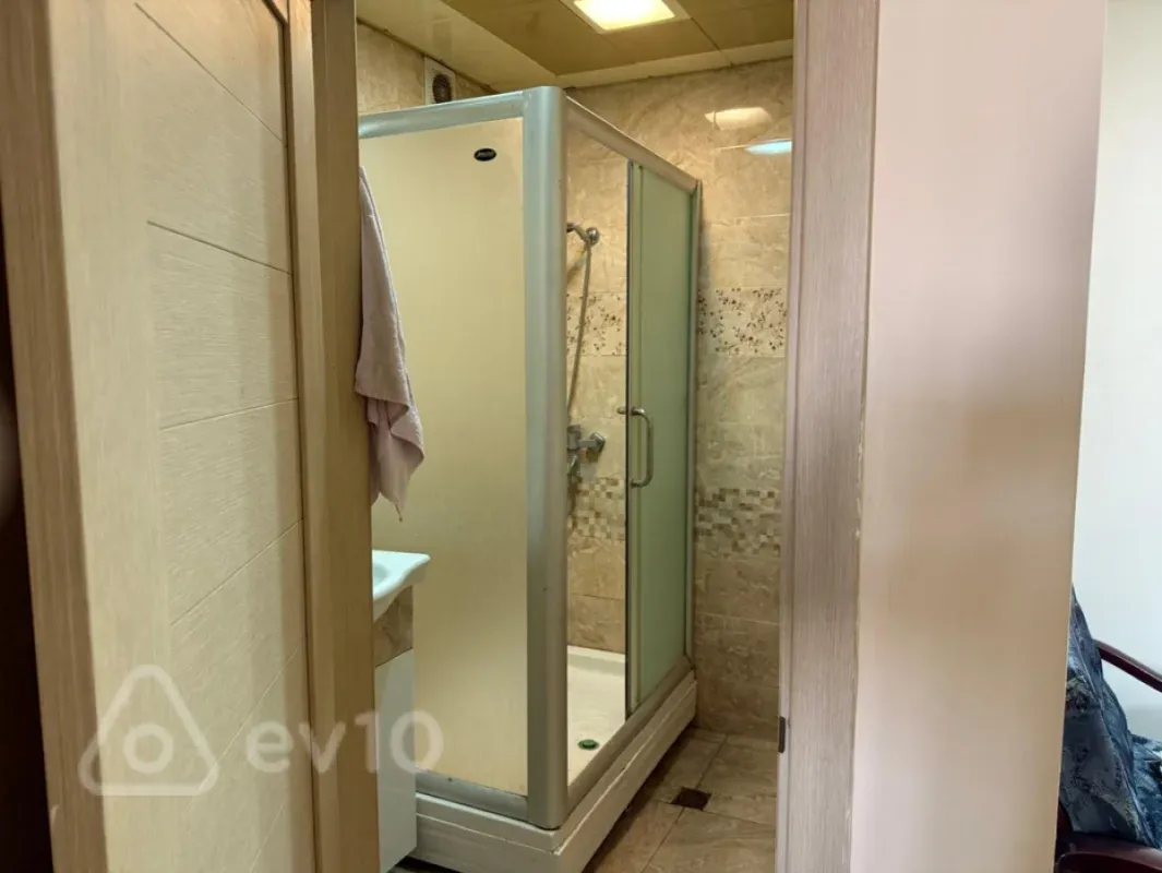 Kirayə verilir 2 otaqlı yeni tikili 65 m²