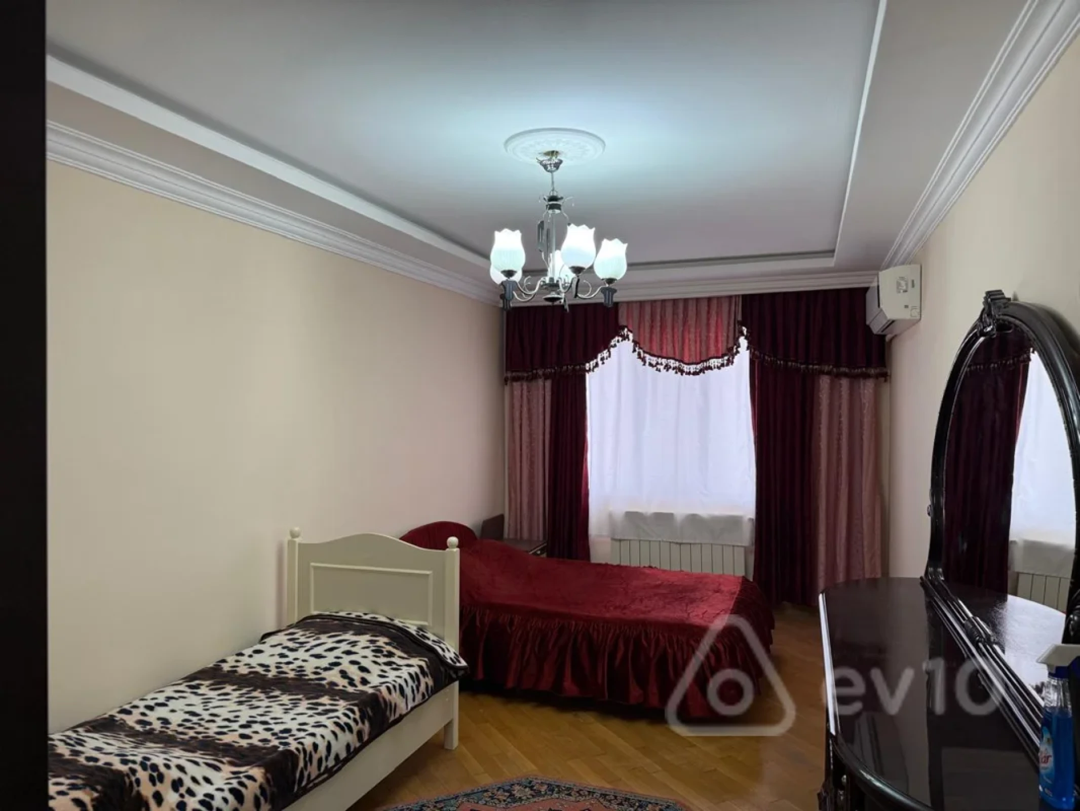 Kirayə verilir 2 otaqlı yeni tikili 65 m²