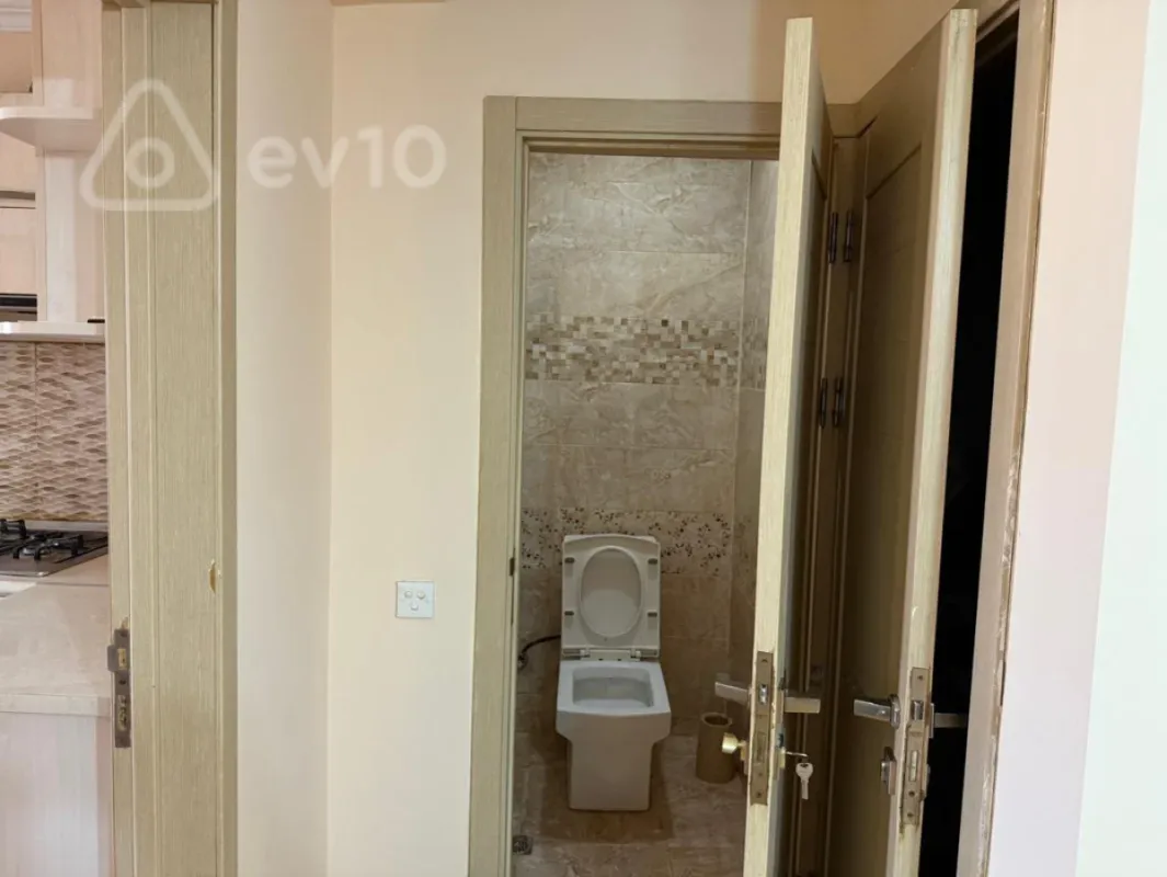 Kirayə verilir 2 otaqlı yeni tikili 65 m²