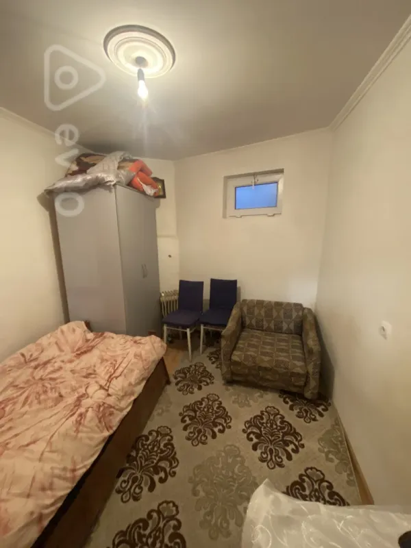 Kirayə verilir 1 otaqlı həyət evi 15 m²