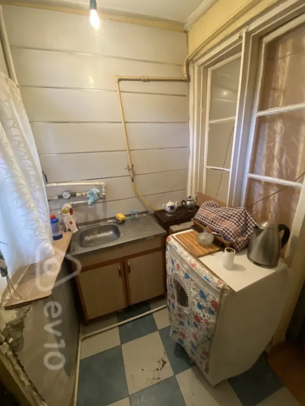 Kirayə verilir 1 otaqlı həyət evi 15 m²