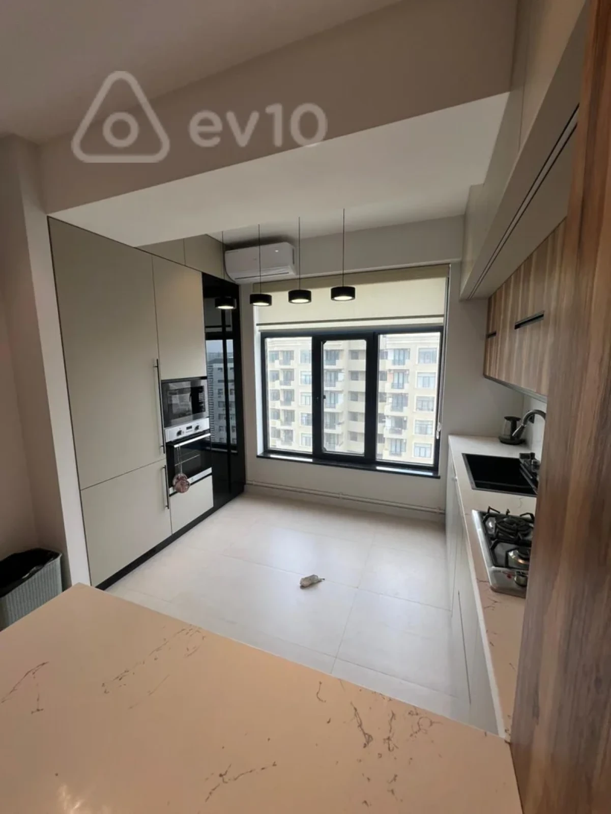 Kirayə verilir 2 otaqlı yeni tikili 85 m²