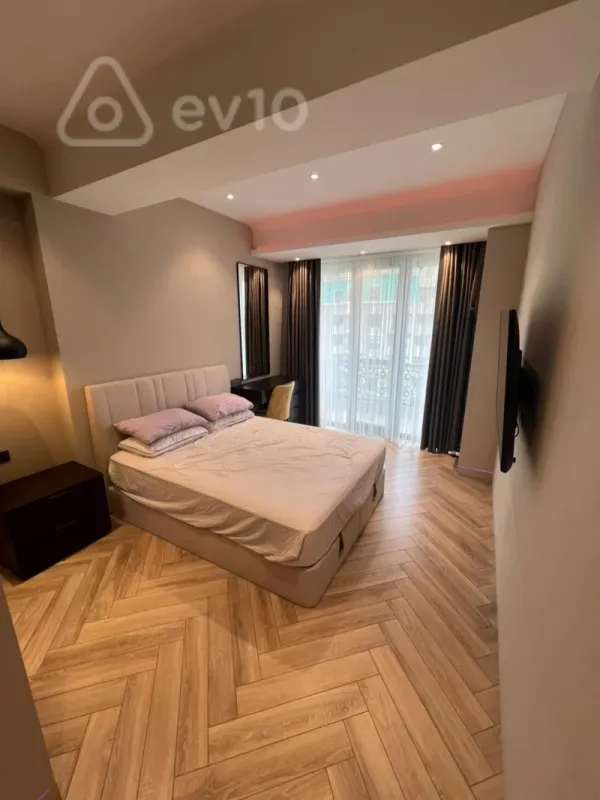 Kirayə verilir 2 otaqlı yeni tikili 85 m²