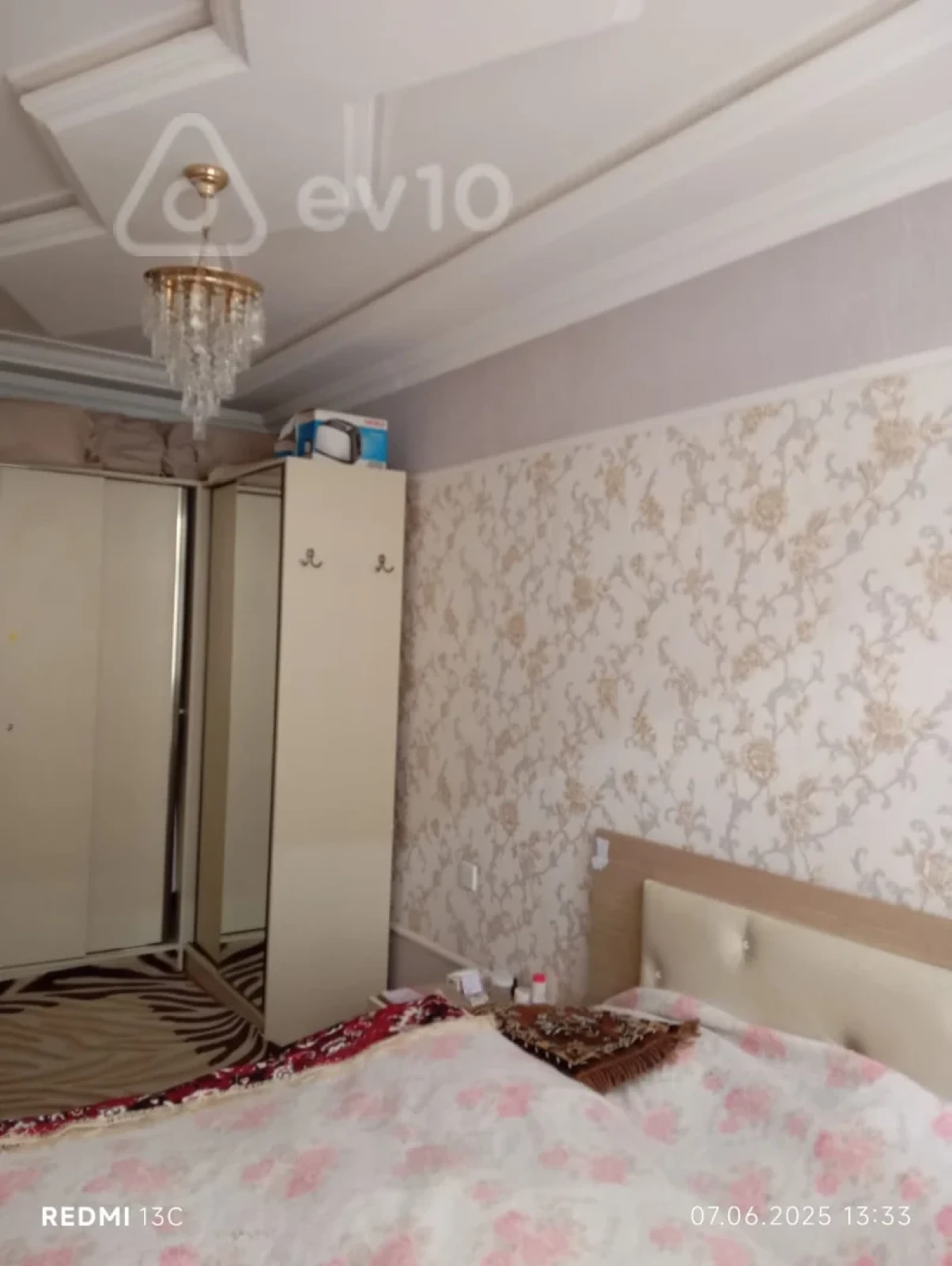 Satılır 2 otaqlı köhnə tikili 55 m²