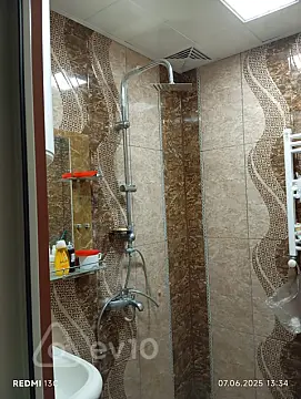 Satılır 2 otaqlı köhnə tikili 55 m²