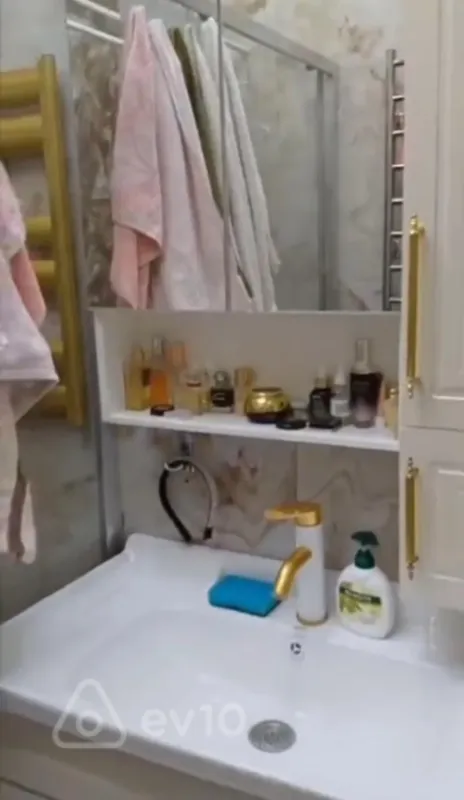 Kirayə verilir 2 otaqlı yeni tikili 90 m²