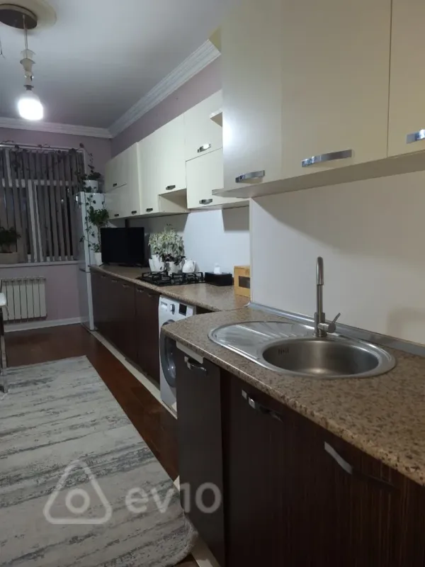 Satılır 2 otaqlı yeni tikili 78 m²