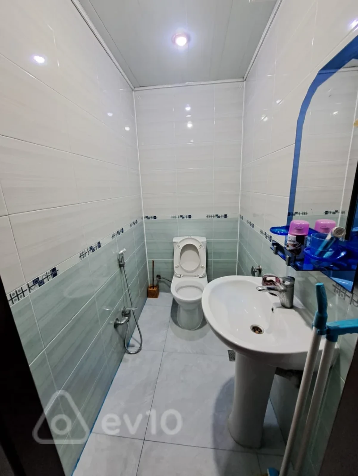 Kirayə verilir 2 otaqlı yeni tikili 95 m²