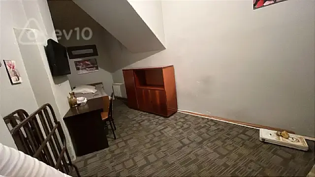 Kirayə verilir 1 otaqlı köhnə tikili 18 m²