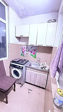 Kirayə verilir 2 otaqlı yeni tikili 50 m²