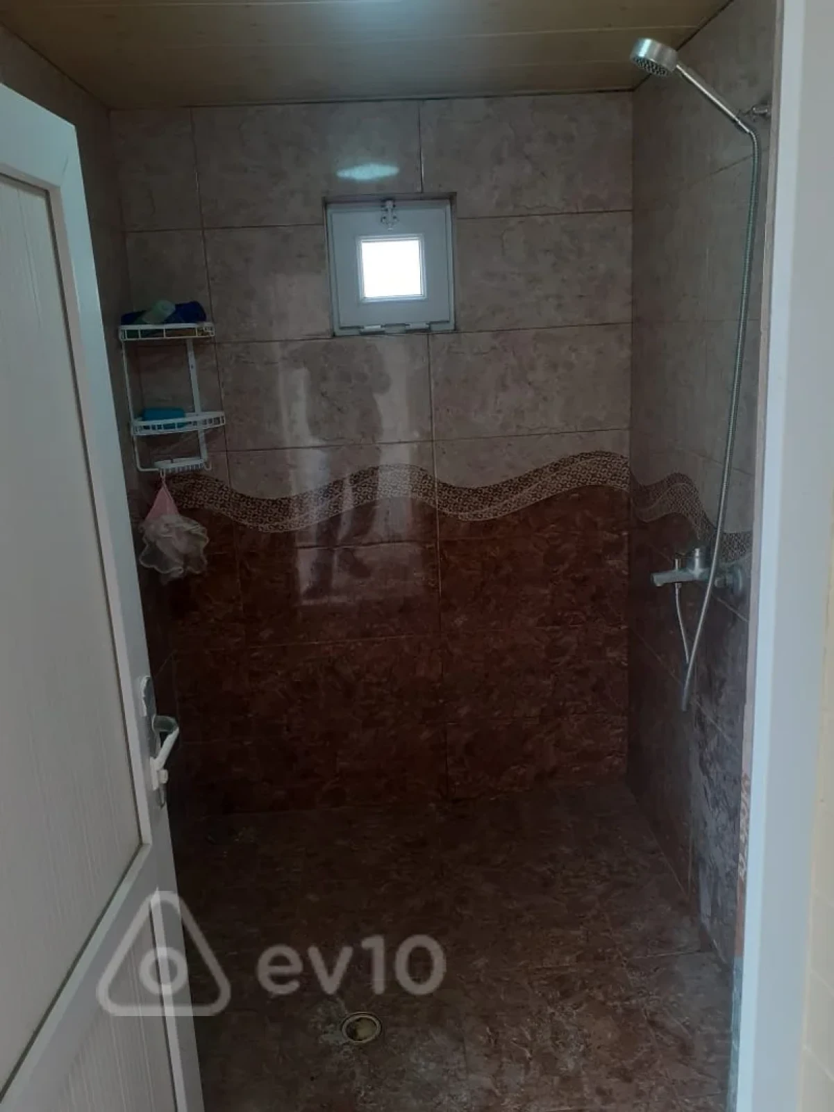 Satılır 4 otaqlı həyət evi 64 m²