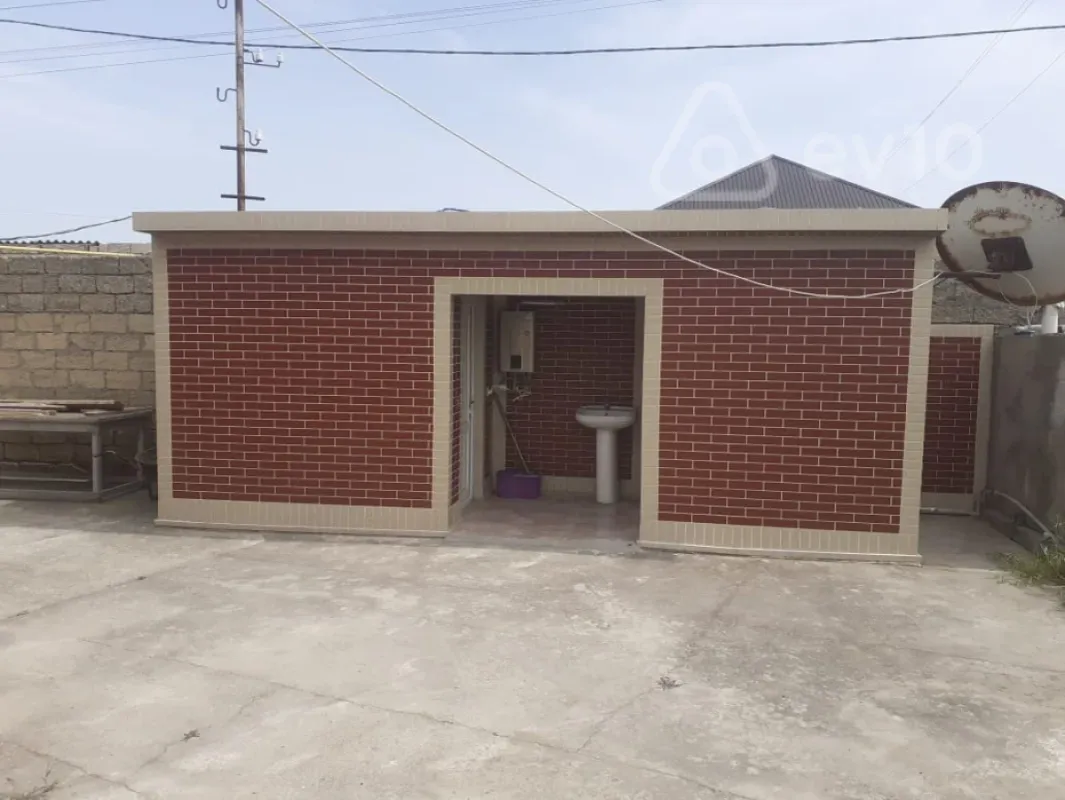 Satılır 4 otaqlı həyət evi 64 m²